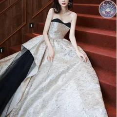 新品 未使用 ウェディングドレス パーティードレス 結婚式 披露宴 演奏会 誕生日会 二次会シルバー、ナイトドレス、キャバドレス