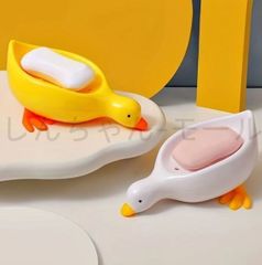 Item thumbnail for item 88e49d31-a0d3-4c6e-b70e-b5a872f28825