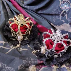 新品 未使用 ゴシック風 LOLITA ロリータ コスプレ用 王冠風 ヘッドアクセサリー お姫様風 ヴィンテージ感 花嫁ヘッドドレス 貴族風 ドレスアップ小物 薔薇 高級感 可愛い プレゼントにもおすすめ 結婚式 撮影 小物コレクション