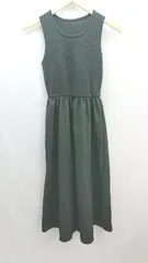 ◇ HOLIDAY ホリデイ ストレッチ 薄手 Uネック シンプル ノースリーブ 膝丈 ワンピース サイズF ブラック レディース E  【1307260042986】のサムネイル