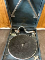 Item thumbnail for item a8d98d5c-c9e2-4129-a113-2944316ac62a