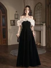 Item thumbnail for item ad276a28-7184-4bdc-bc17-0a62921c0803