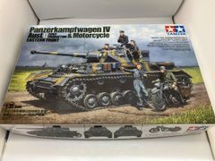 ドイツIV号戦車 ミリタリー ジオラマ 戦車ダイオラマ 1/35 スケール