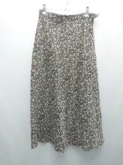 ◇ niko and サイドジップ 総花柄 きれいめ おしゃれ ロング丈 フレア スカート サイズ3 ブラック レディース E  【1308160022580】