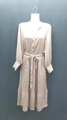 ◇ ◎ HAND Universe フロントハーフボタン フェミニン 長袖 ロング丈 ワンピース サイズM ピンクベージュ レディース E  【1308160043974】