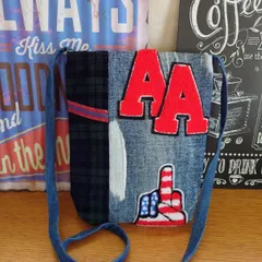 20★USEDダメージデニムリメイク★サコッシュ★ショルダーバッグ★リメイクデニム★