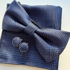 ⑤-2   蝶ネクタイ　ポケットチーフ　カフス3点セット