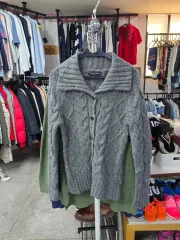 ブルックス・ブラザーズ グレー ケーブル ニット カーディガン (1377)