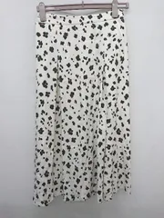◇ INDIVI 総柄 ウエストゴム 大人女子 ロング フレア スカート サイズ38 オフホワイト ブラック レディース P  【1308240004086】