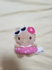 OLIVE YOUNG サンリオ タンニング ハローキティ ぬいぐるみ キーホルダー