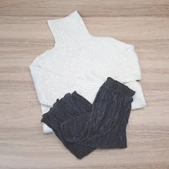 ◇ ◎ ●未使用● 《 GU まとめ売り2点セット サイズS タートルネック ウエストゴム ニット パンツ レディース 》 E  【1308290000489】