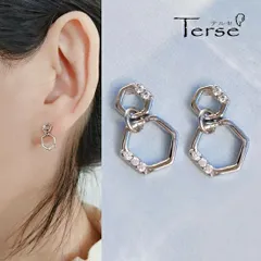 Terse2連六角形CZダイヤピアス　シンプルなコーディネートに合わせて、ミニマムに　シンプルなので、セットアップやハンサムスタイルに合わせて、オフィス使いも　カジュアル　遊び心と個性のある仕上がりになっています　ハニカム ミツバチの巣 ギフト　se0305a