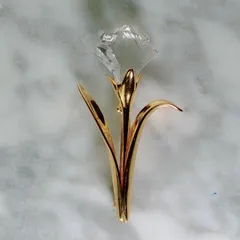 スワロフスキー 花 ブローチ