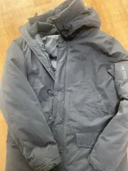 フレッドペリー マウンテンダウンジャケット