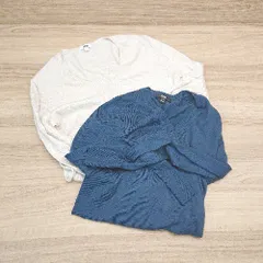 ◇ 《 UNIQLO まとめ売り2点セット サイズM Vネック 薄手 柔らかい素材 カジュアル トップス レディース 》 E  【1309040011083】