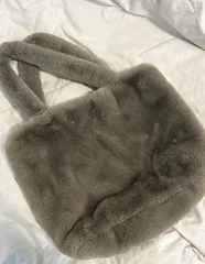 H&M エイチ・アンド・エム ファー バッグ