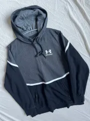 UNDER ARMOUR アンダーアーマー バックロゴ Tシャツ