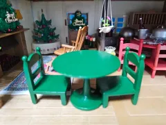 シルバニアファミリー 緑の家具 食卓