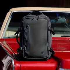 OZUKO オズコ リュック ヘルシンキ バッグパック L/35L ブラック