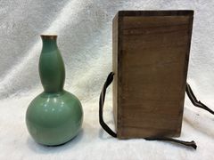 【廣州窯】花瓶 箱付き ヴィンテージ アンティーク 高麗青磁色 廣州窯】花瓶 箱付き ヴィンテージ アンティーク 高麗青磁色 - メルカリ