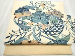 Item thumbnail for item ec4962a9-e1c1-452b-beb7-2a41301ad5ad