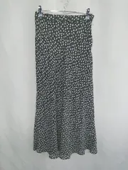 ◇ LOWRYS FARM ローリーズファーム 総柄 ロング丈 フレア スカート サイズF ブラック レディース E  【1408220044276】