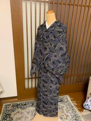 浴衣 白色　紺色 菊　レトロ　アンティーク　花柄　絞り　リップル　注染 浴衣 白色 紺色 菊 レトロ アンティーク 花柄 絞り リップル 注染