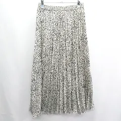 ◇ ⊂ INDIVI インディヴィ 総柄 ロング丈 フレア スカート サイズF36 アイボリー ブラック レディース E  【1409240019374】