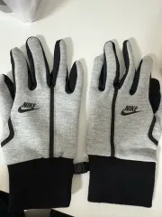 ナイキ テックフリース 手袋 s/m