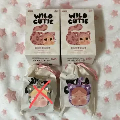 POP MART (ポップマート) 正規品 クライベイビー ヒョウ猫ぬいぐるみ キーホルダー - カモフラ猫 ネオン猫