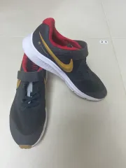 ナイキ ジュニア スニーカー 210