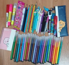 筆記具（サインペン、ノート、筆箱、蛍光ペン、ボールペン、シャープペンシル）文具類 まとめ