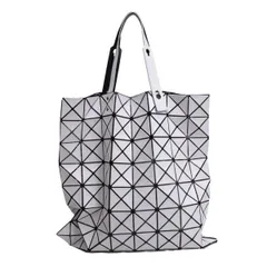 バオバオ イッセイミヤケ BAO BAO ISSEY MIYAKE 8×8ルーセントトートバッグ 白