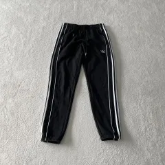 M アディダス エッセンシャルズ トレーナー ズボン