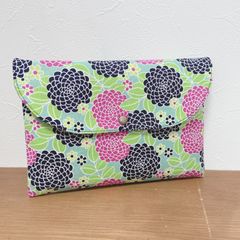 Item thumbnail for item 86e5052b-0568-47ad-9dc2-8d26d057a38e