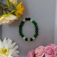 グリーン×ブラック ビーズブレスレット（16cm）／ハンドメイド・落ち着き＆爽やかさ