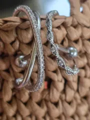 外科的 イヤーカフ 2 犬