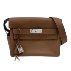 Item thumbnail for item aa9b6ba2-9fd8-4c2a-9678-f84e712eb89d