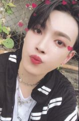 Item thumbnail for item e2320355-7b0d-4813-9b67-b55e22c59ea4