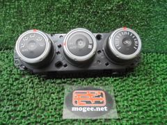 Item thumbnail for item 4ec6bafd-6698-4584-849b-e7e79679d8ce