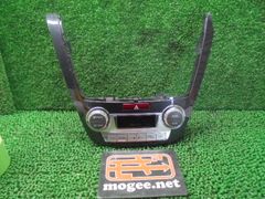 Item thumbnail for item 617b76a2-5a22-476b-b9c4-fb0340d87327