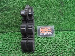 Item thumbnail for item f18fe205-607a-4959-8d88-779697f72998