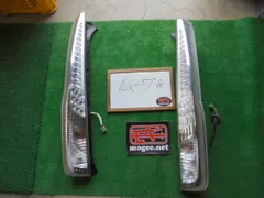 8FB3087 DF6 ダイハツ ムーヴ LA100S 後期型 カスタムX SA クリアテールランプ左右セット　コイト220-51094