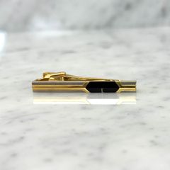 Item thumbnail for item cb1599ac-dfea-42b0-bbee-14dc68187d89