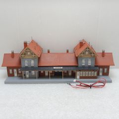 Item thumbnail for item 2fca56f8-254b-4545-aa99-79e5709957ab