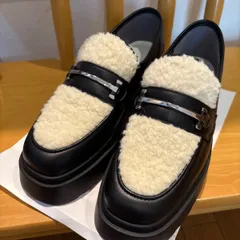 ダイアナ厚底ローファー