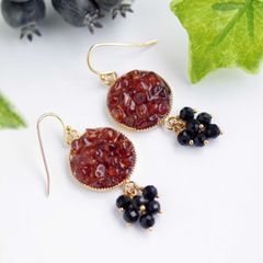 プルメリアとコーヒー豆 ピアス 3色セット - メルカリ
