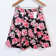 【タグ付き未使用品】 TO BE CHIC 台形スカート 花柄 黒×ピンク