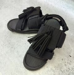 Item thumbnail for item e14be275-da04-4f50-bdbb-fc8b0b05eee0