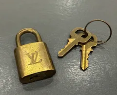 ★NA05089 LOUIS VUITTON ルイヴィトン LV パドロック カデナ 南京錠 338